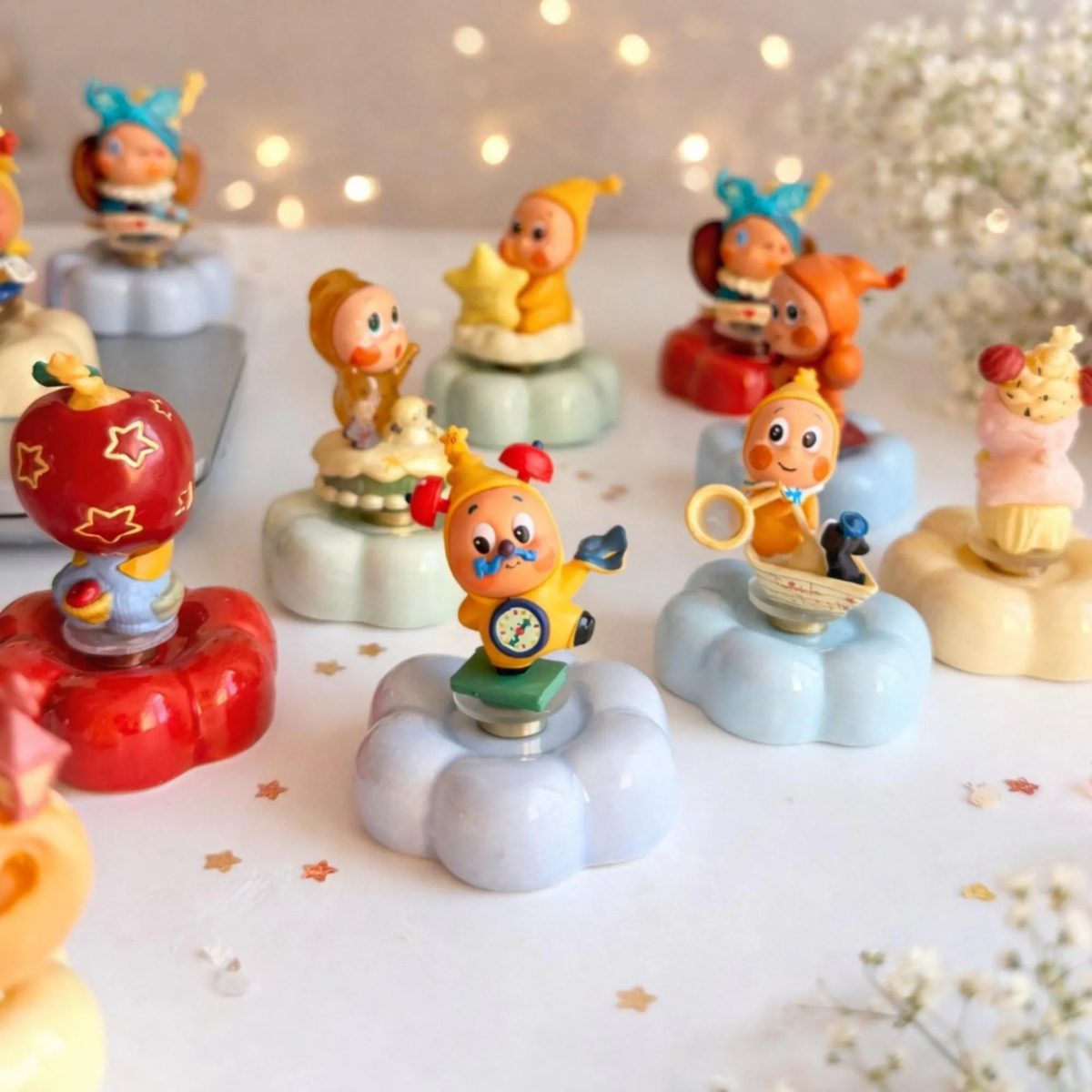 Fun and Whimsical Rotating Ceramic Miniature Ornaments - Dynamic Desktop Decorations and Unique Car Ornaments - 360 Rotating Art Toys