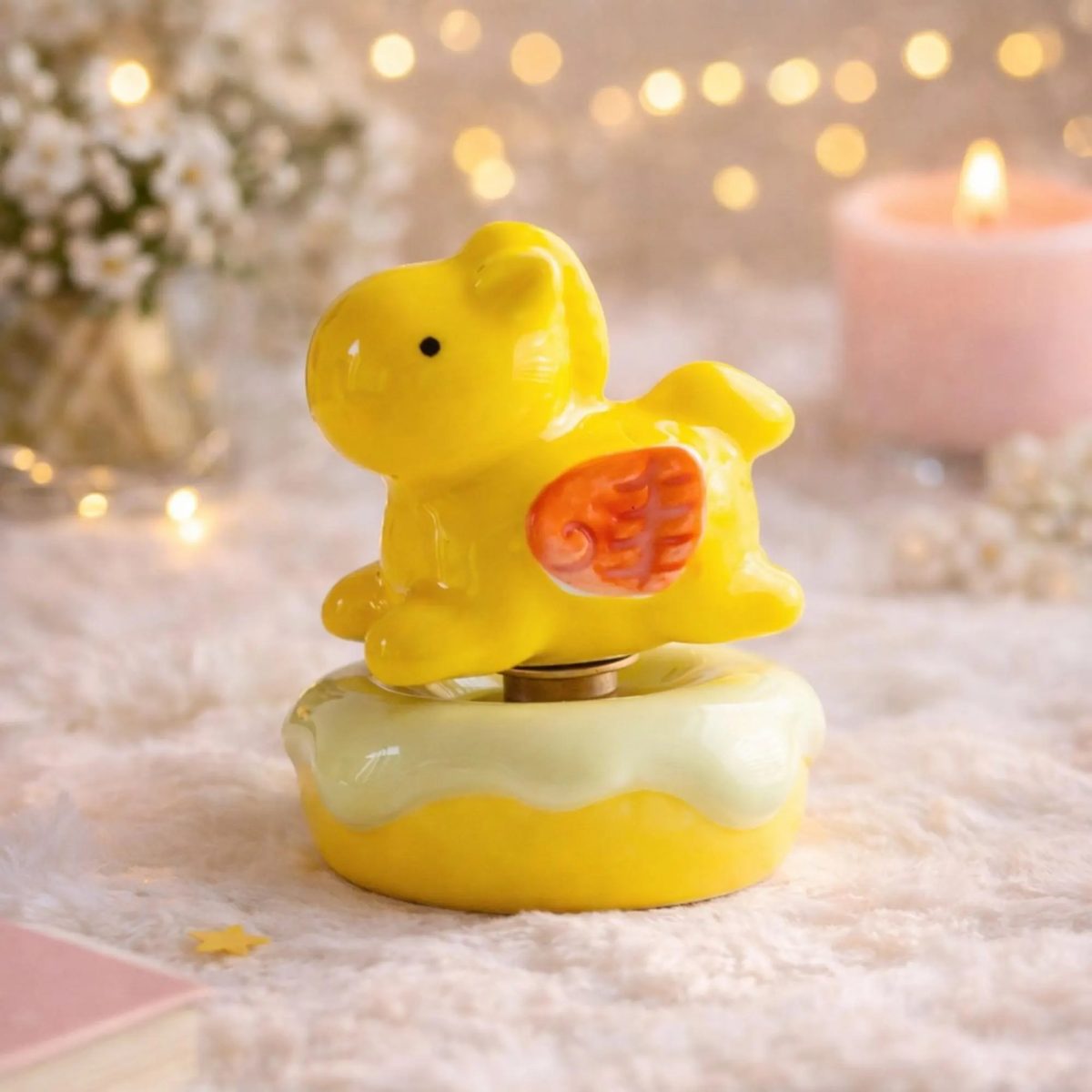 Spinning Horse Figurine, a Rotating Desktop Toy, Stress Reliever, Adorable Children's Room Decoration, Fantasy Animal Children's Gift